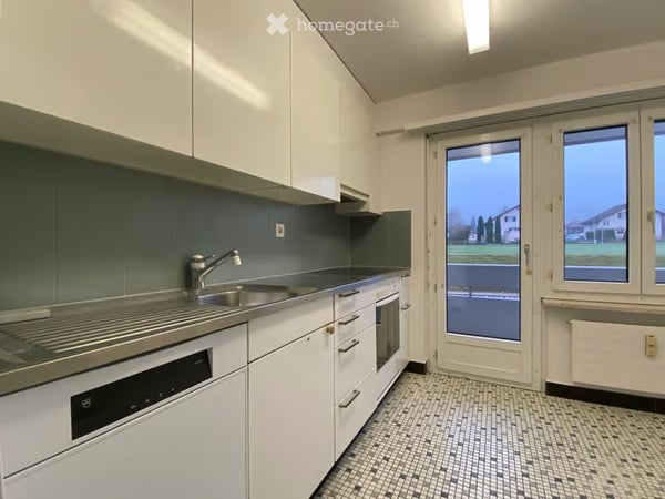 Günstige 4-Zimmerwohnung in attraktiver Wohnlage 8