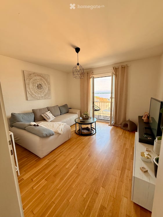 Beau 2,5 pièces spacieux et lumineux avec balcon à Neuchâtel 5