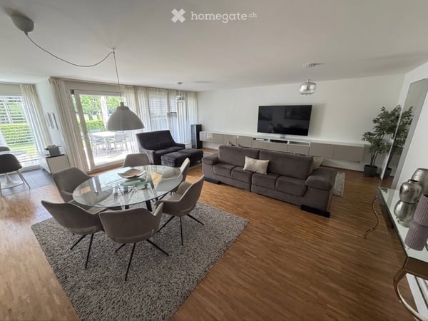 Spacieux 3.5pc en Rez-de-chausée 2