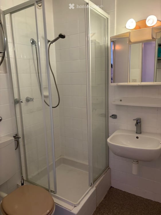 Studio meublé à louer Disponible immédiat La Chaux-de-Fonds 3