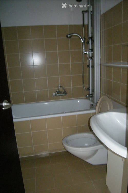 privato vende monolocale con terrazza, di reddito 3