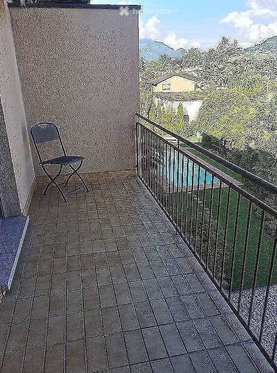 privato vende monolocale con terrazza, di reddito 5