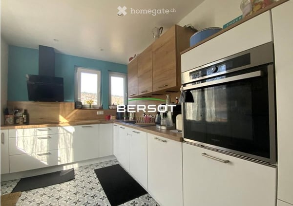 Villa rénovée 180 m² avec jardin, calme et vue dégagée 2
