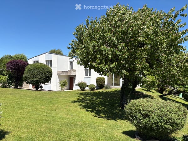 Maison familiale avec beau terrain situé au calme 1