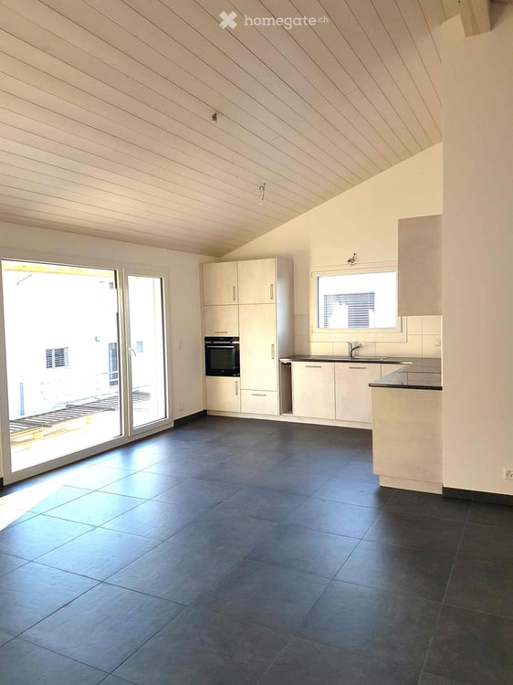 3,5 p denv 80 m² dans villa de 2 appartements, à létage 5