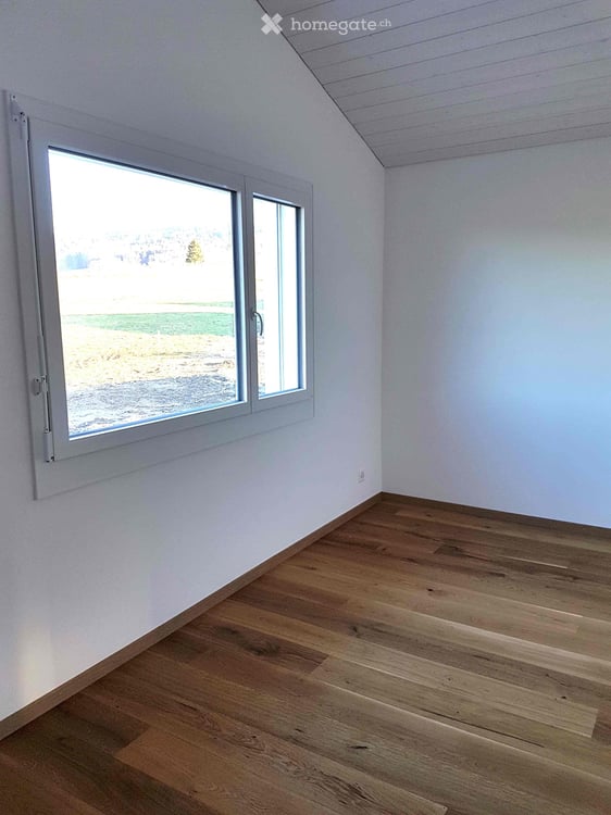 3,5 p denv 80 m² dans villa de 2 appartements, à létage 2