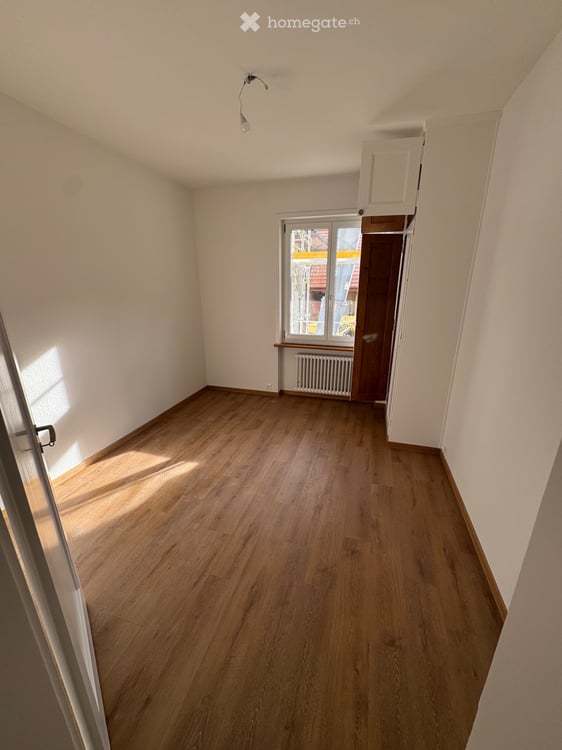 Komplett neu sanierte 4.5 Zimmerwohnung an bester Lage 3