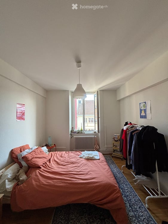 Super chambre en coloc en plein centre ville de Neuchâtel 1