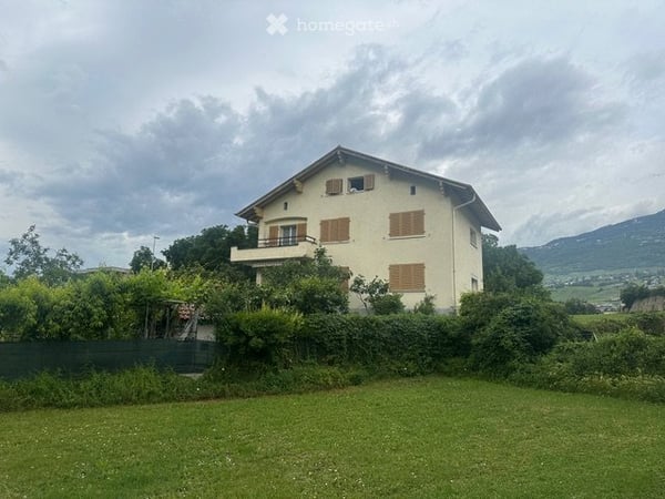 Sierre Immeuble de rendement + terrain à bâtir zone mixte 1