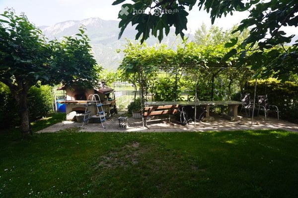 Sierre Immeuble de rendement + terrain à bâtir zone mixte 9