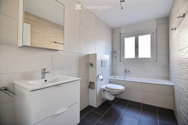 4.5 pièces avec garage box, ascenseur et balcon à Grimisuat 4