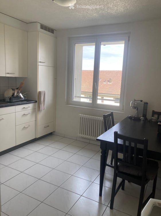 Reprise de bail Appartement de 2 pièces à Neuchatel 4