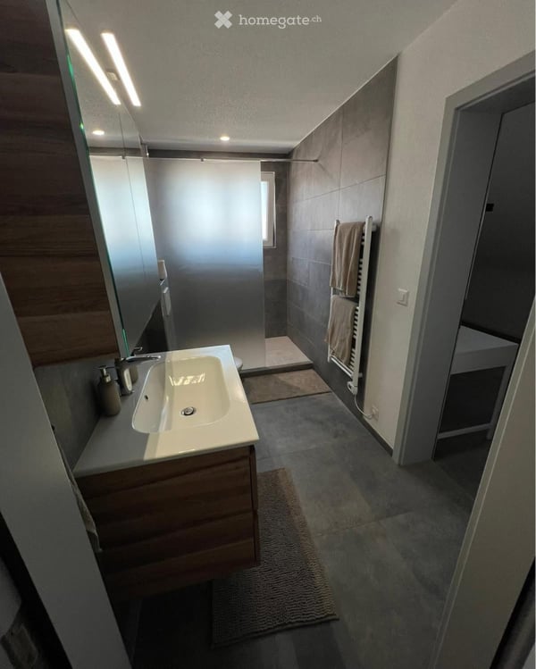 Appartement à Moutier rénové avec charme 3