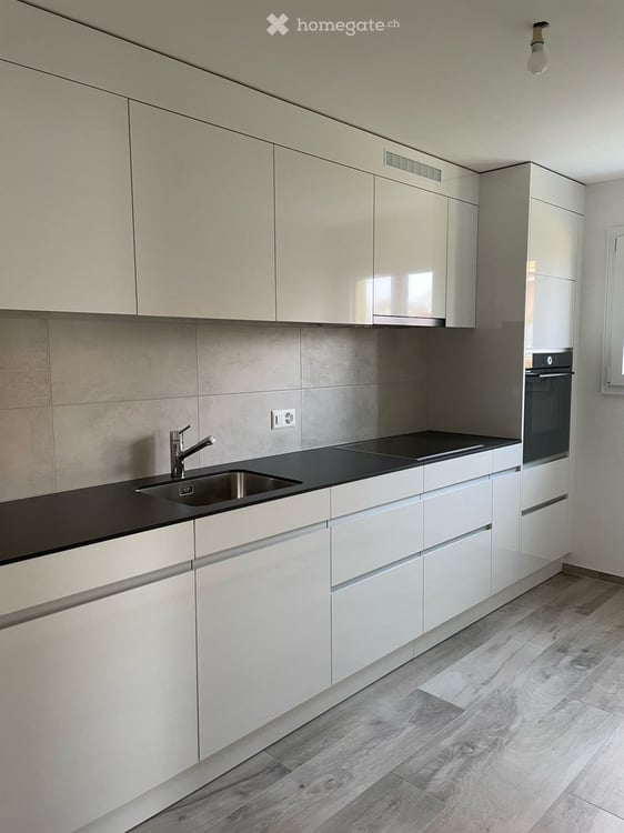 Joli appartement au rez avec jardin dans une villa 4