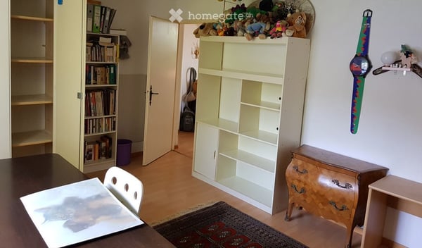 Grande chambre meublée 3