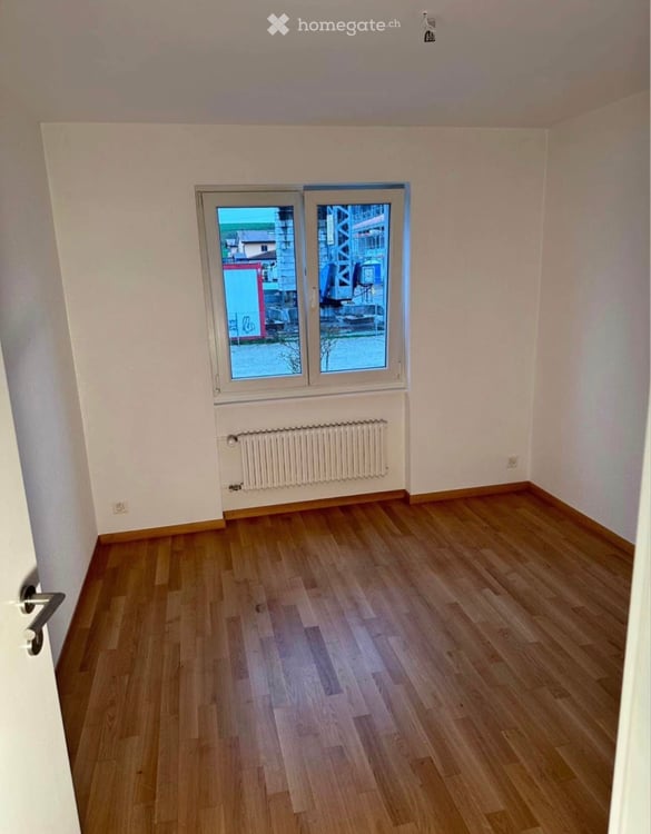 Appartement à louer 4.5 pces au rez chaussée 4