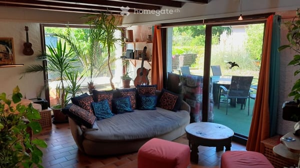 Jolie chambre à louer dans une villa. 5