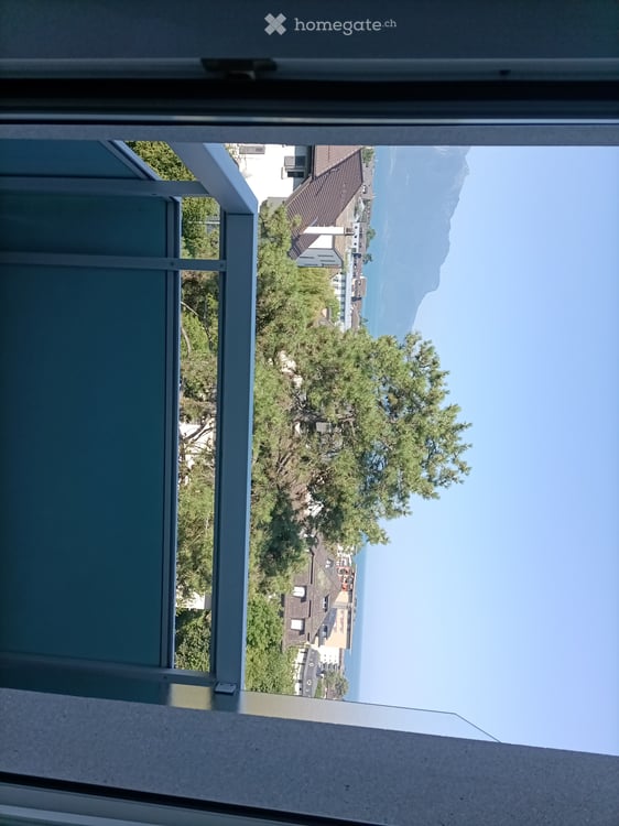 Grande chambre avec balcon en colocation 2