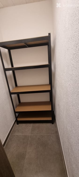 Appartement de 5.5 Pièces en triplex à Valangin 13