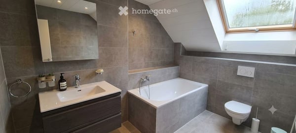 Appartement de 5.5 Pièces en triplex à Valangin 8