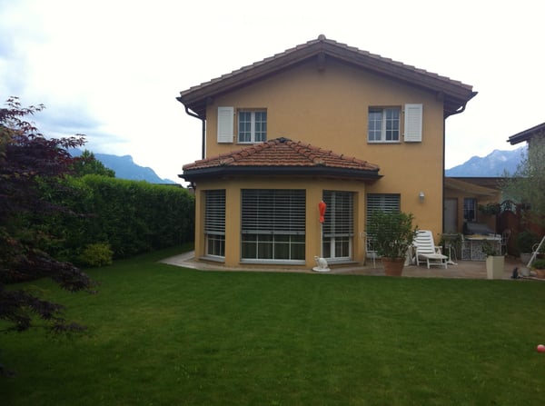 Magnifique maison mitoyenne de 6.5 pièces à Collombey 1