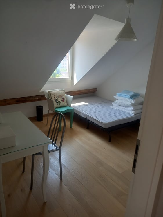 5.5 pièces dans les combles avec terrasse (centre d'Yverdon) 3