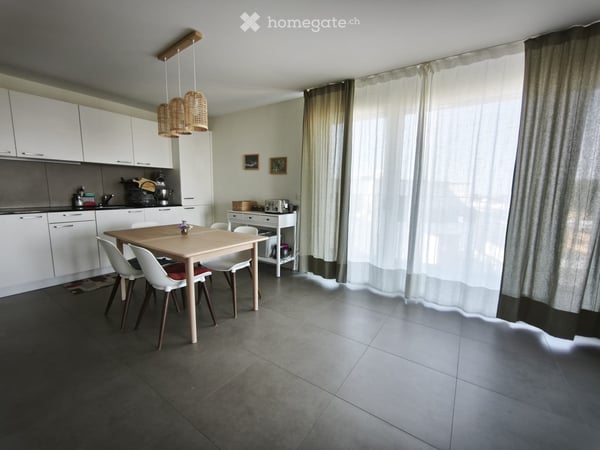 REPRISE DE BAIL / LEASE TAKEOVER  RENENS- Appartement 2