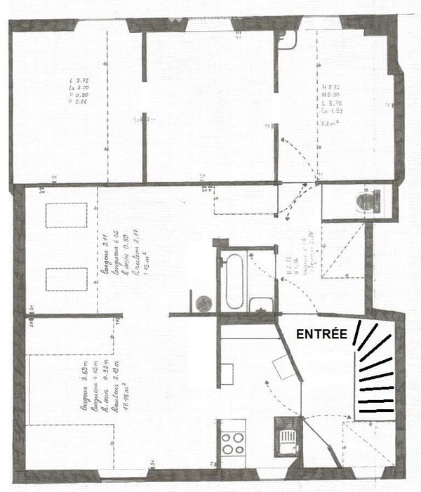 A louer Bel Appartement Mansardé 5,5 pièces. à St-Imier 5