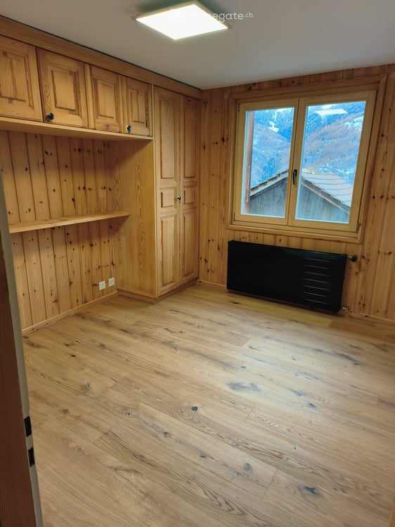 appartement 3,5pcs disponible    1er octobre 4