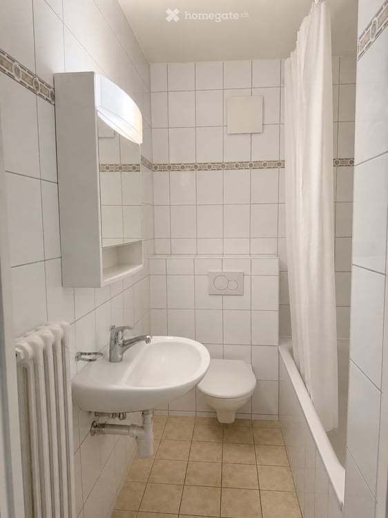 Charmant appartement de 2.5 pièces avec balcon à Neuchâtel 3