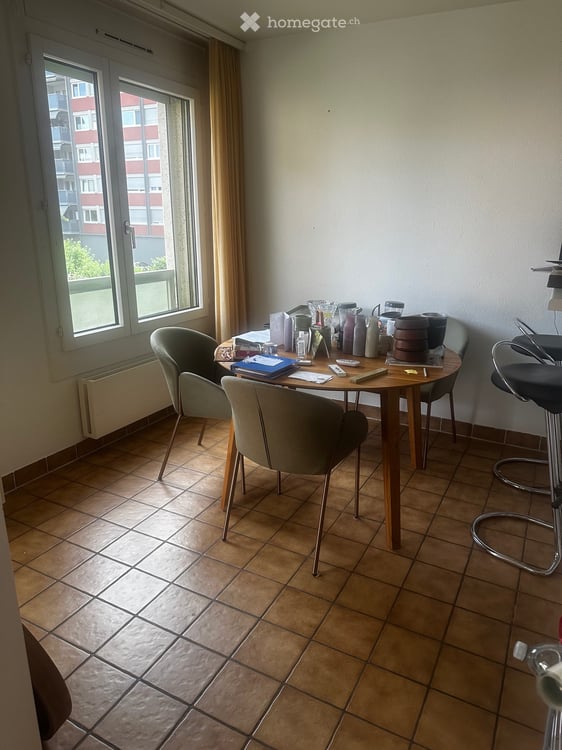 Appartement 3.5 pièces spacieux avec balcon et parkings 5