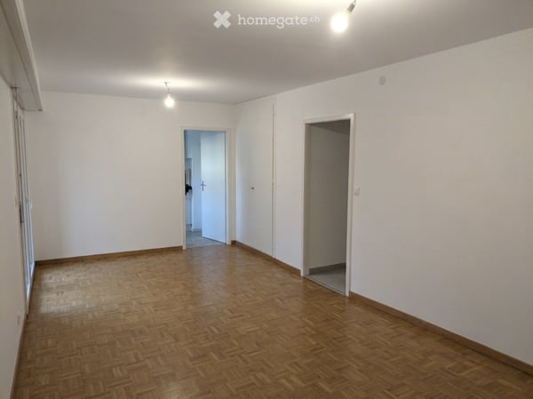 Studio lumineux avec balcon à Crissier 1
