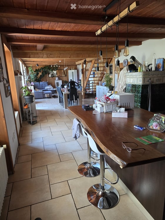 Appartement dans ferme à louer 1700 charge comprises 4