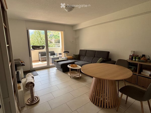 Appartement de 2.5 pièces à 1 min de l'autoroutes 5