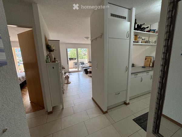 Appartement de 2.5 pièces à 1 min de l'autoroutes 8
