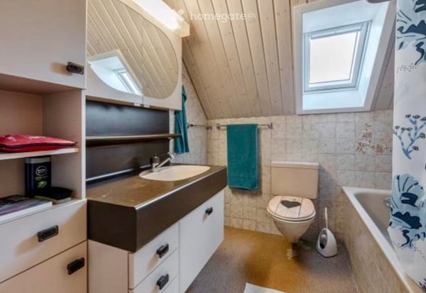 Charmante 3.5-Zimmer-Dachwohnung in Samstagern 2
