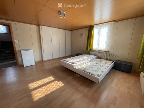 verschiedene möblierte Zimmer in Niederuzwil 3