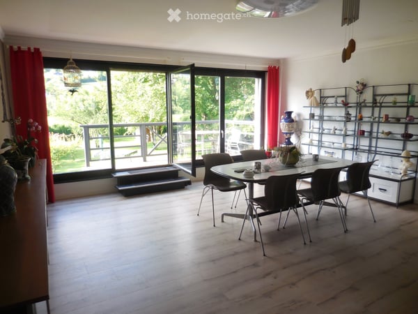 Maison de maître 350m2, 1545m2 de terrain,très  grand garage 3