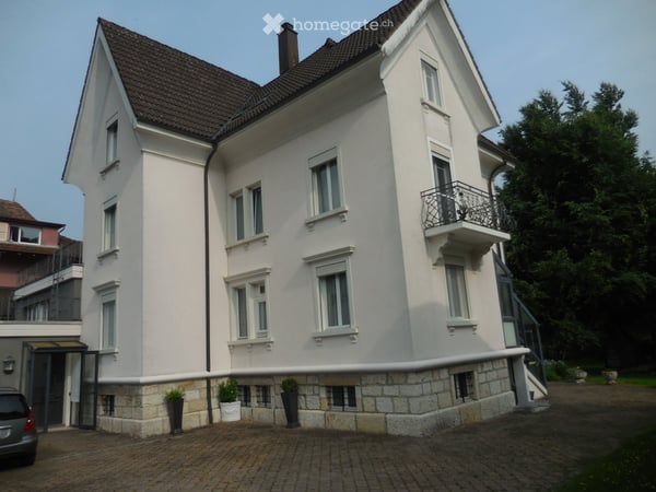 Maison de maître 350m2, 1545m2 de terrain,très  grand garage 4