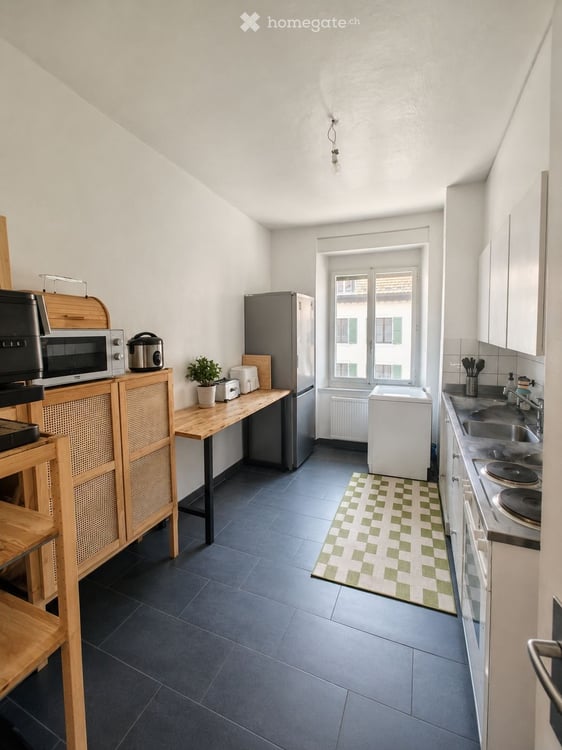 Appartement spacieux avec balcon 1