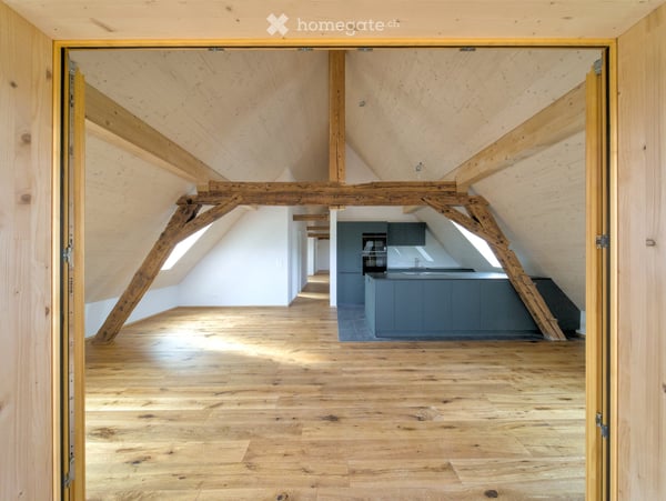 Erstverm. 5.5 Zi. Dachwh in historischen Bauernhaus Lurtigen 1