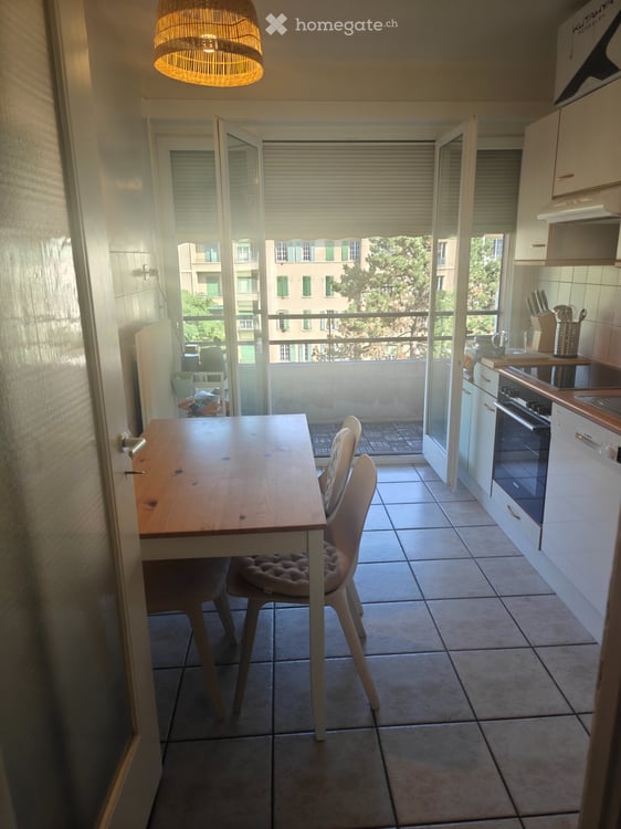 Reprise de bail2 pièces 40 m² avec balcon à Florissant 3