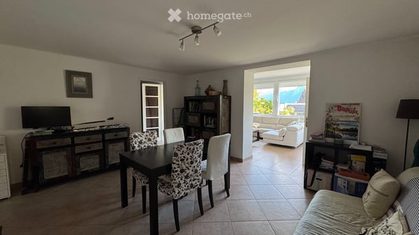 Montreux Côteau de Belmont, joli appartement 3 pièces jardin 2