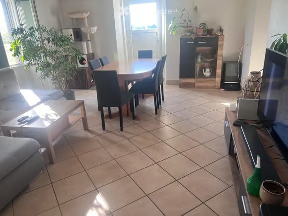 Charmant appartement de 3,5 pièces à Prez-vers-Noréaz 2
