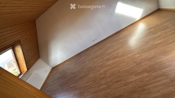 3.5 en duplex avec jardin, dispo au 1er août 2026 5