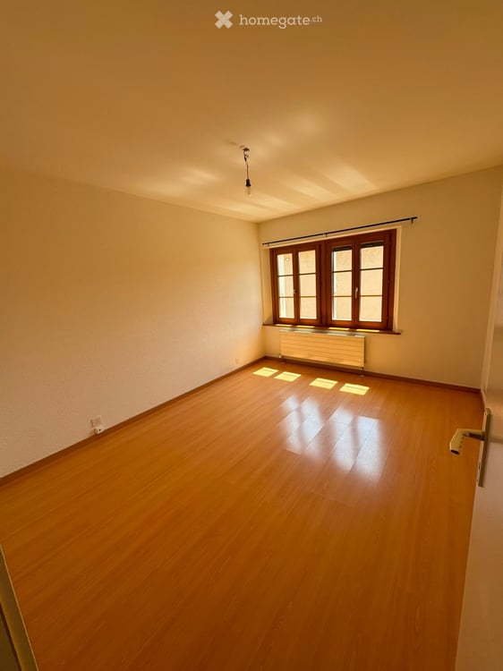 À louer  Appartement de 2,5 pièces à Yens 2