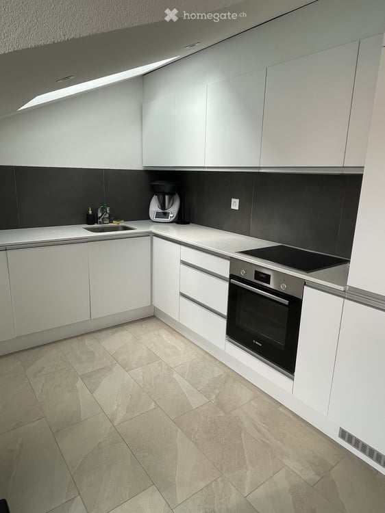 Charmant appartement de 4.5 pièces à Semsales 4