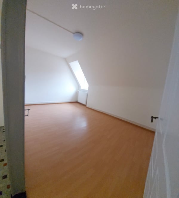 Appartement pour le 1er octobre 3