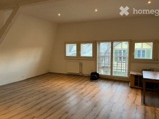 A louer - Grand studio lumineux, rénové en vieille ville 3
