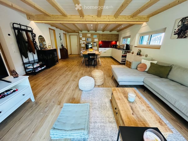 Superbe 3.5 pièces traversant de 85 m² à Monthey 2